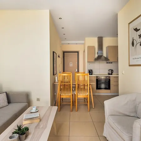 Elegant Center Soluň